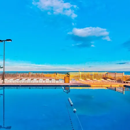 Golden Sands 1208