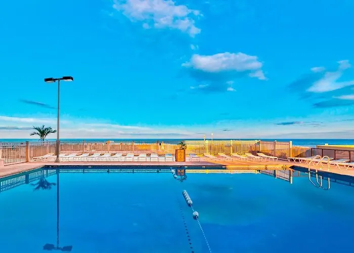 Holiday home Golden Sands 1208